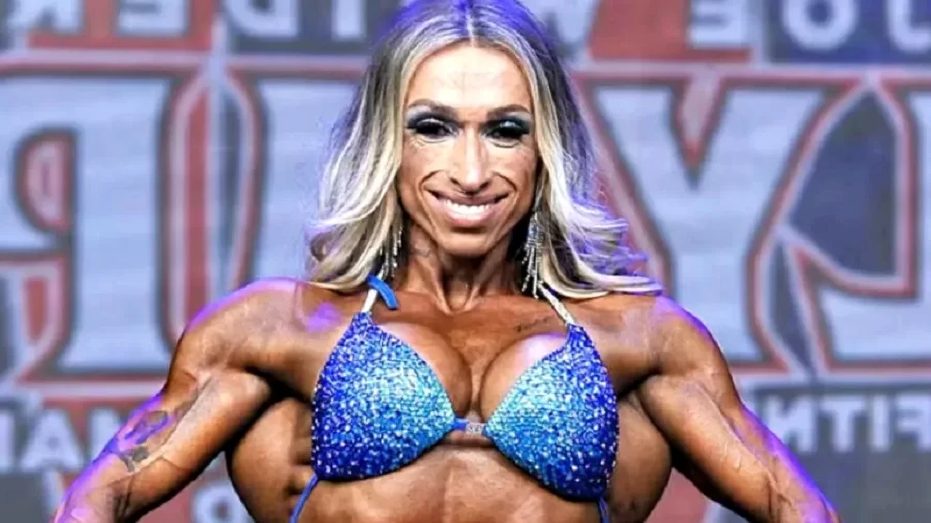 Cintia Goldani culturism