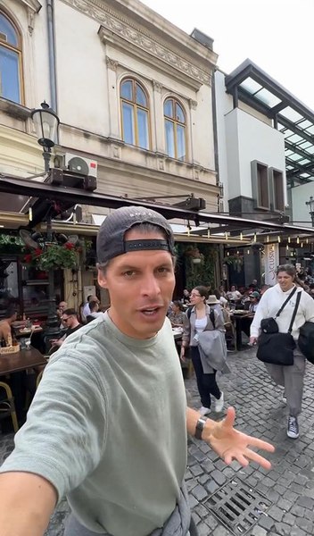Influencerul olandez care a văzut 160 de țări, impresionat de România: „Uitați de Roma și Paris, veniți la București, e incredibil”