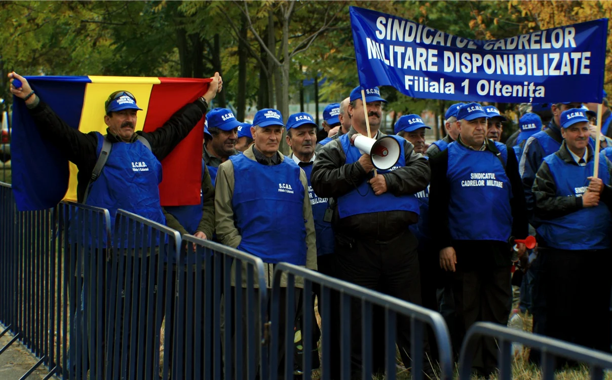 Militari rezerviști la un protest în urmă cu mai mulți ani