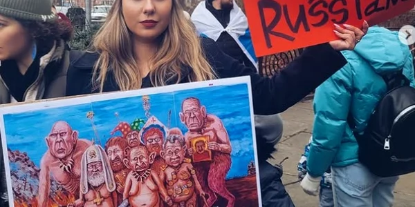 Nomma Zarubina demascată de FBI Foto Instagram nomma zarubina jpg