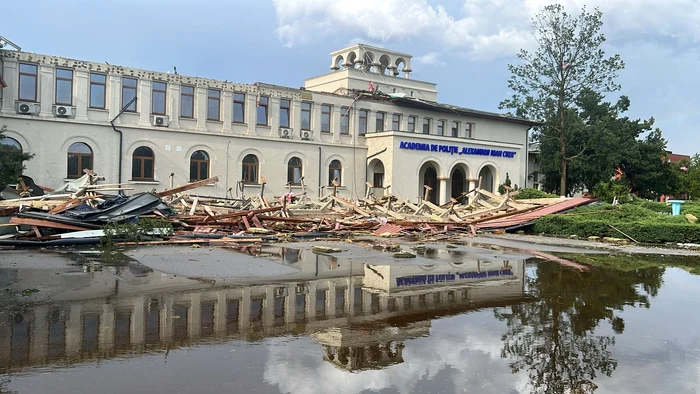 Academia de Poliție după furtună. Foto: Facebook/Sindicatul Europol