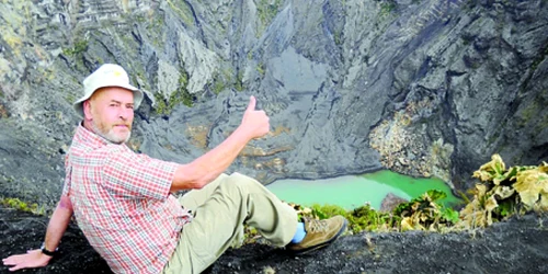Tiberiu Stoia a văzut în călătoria sa şi lacul Titikaka