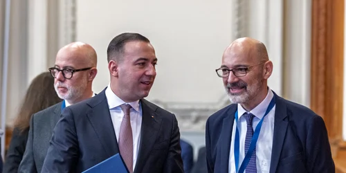 Ministrul Energiei Bogdan Ivan la reuniunea CESEC foto Fb jpg