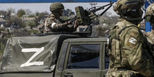 Soldati rusi in Mariupol FOTO EPA-EFE