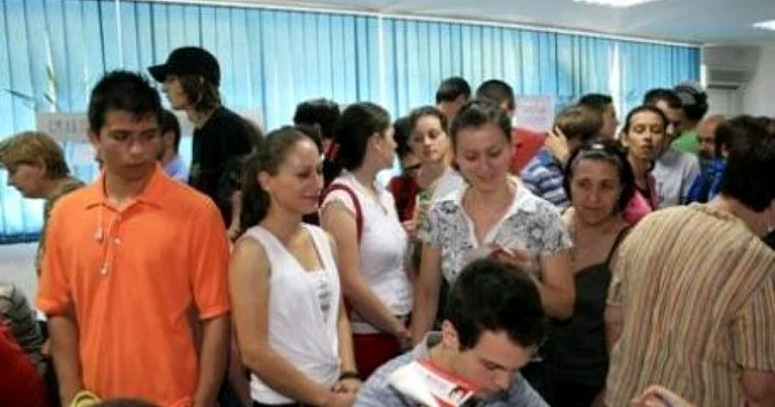 Mai multe cursuri absolvite, mai multe şanse de angajare Foto: arhivă