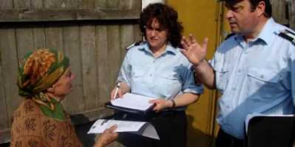 Localnicii vor fi instruiţi cu privire la utilizarea focului deschis. Foto: Arhivă