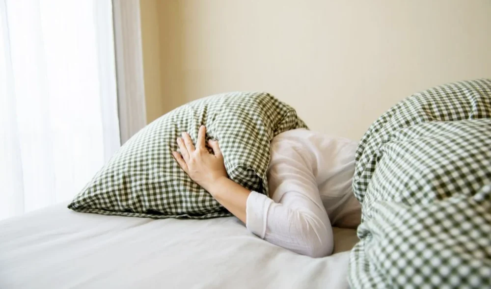 Atacuri de panică, depresie şi insomnie, afectări psihice ale femeilor în peri şi menopauză. Psihiatru: „E un moment bun să își schimbe stilul de viață”