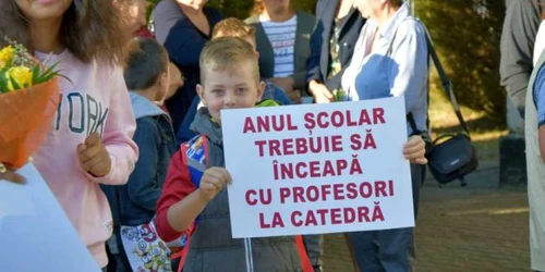 protest scoala alba iulia