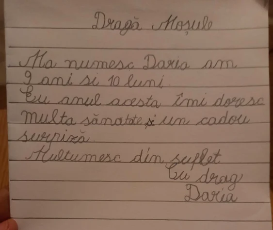 Copiii i-au scris lui Moș Crăciun, unii având cerințe clare, alții neîndrăznind să viseze 
