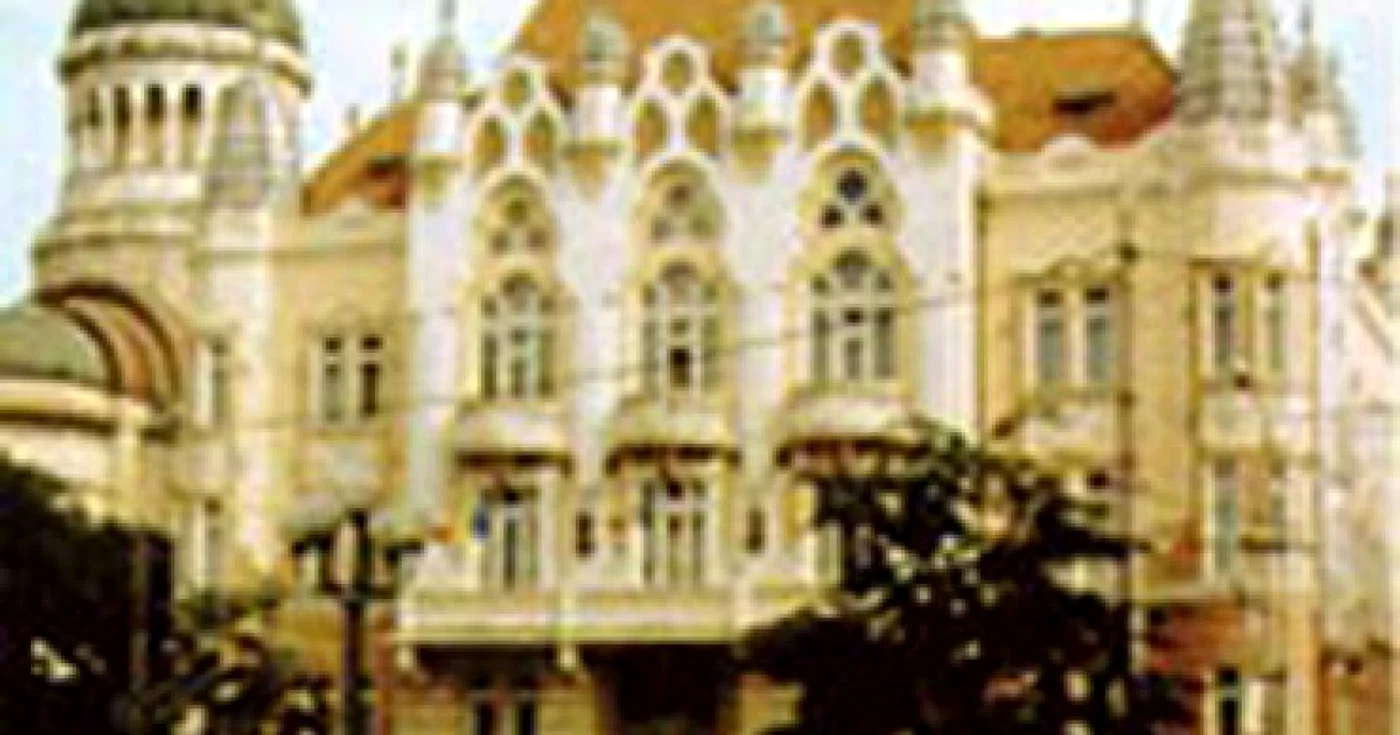 Peste 900 de angajaţi ai instituţiilor publice din judeţul Cluj cumulează pensia şi salariul