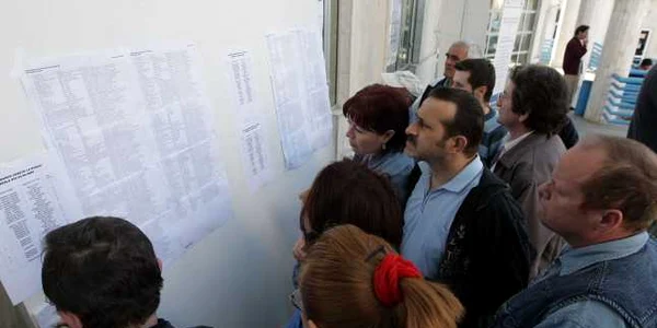 Peste 2 000 de oameni au intrat în şomaj tehnic