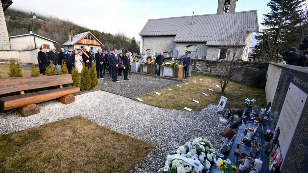 Zece ani de la o tragedie aviatică provocată intenționat. Ceremonie emoționantă în memoria victimelor