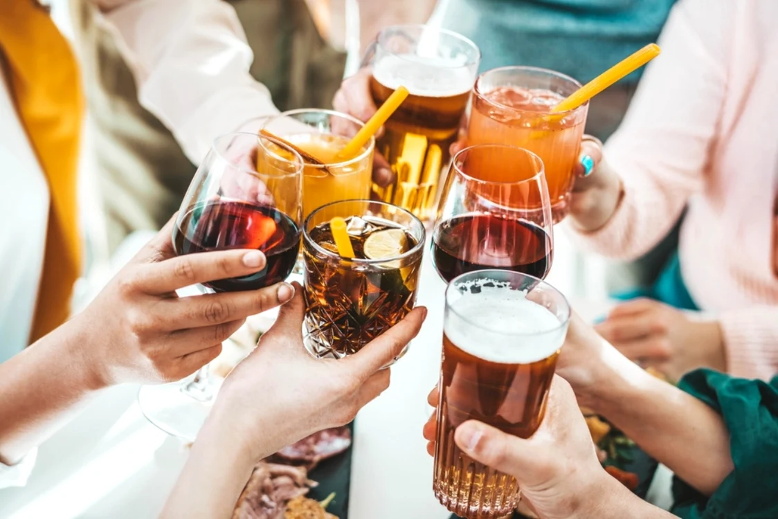 De ce alcoolul își face efectul mai rapid când temperaturile sunt ridicate / foto: Shutterstock