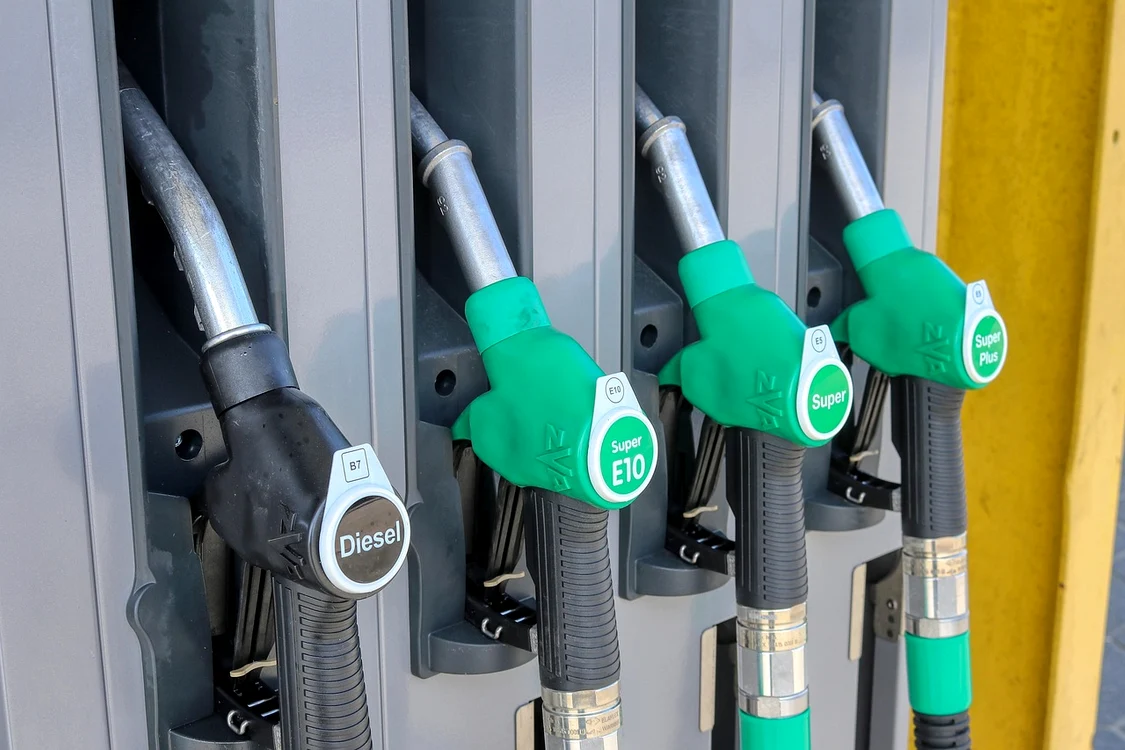 Pompă de carburanți