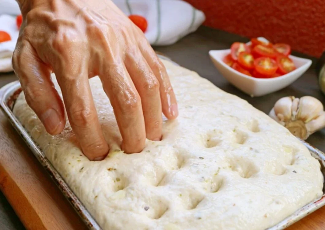 Focaccia Genovese este adevărata rețetă a celebrei pâini italiene. Foto: Gamin Traveler 