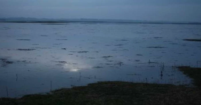 Inundaţiile au produs probleme şi în Poiana Mare