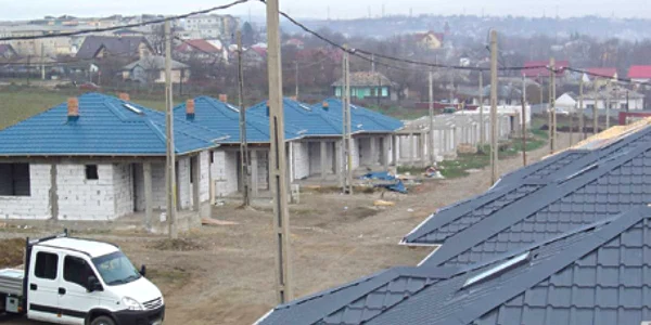 Casele din Dorohoi au termen de finalizare 15 decembrie anul acesta