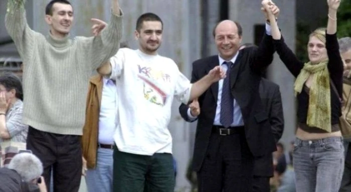 Traian Băsescu şi-a făcut un titlu de glorie din eliberarea jurnaliştilor Sorin Mişcoci, Ovidiu Ohanesian şi Marie Jeanne IonFoto: arhiva Click!