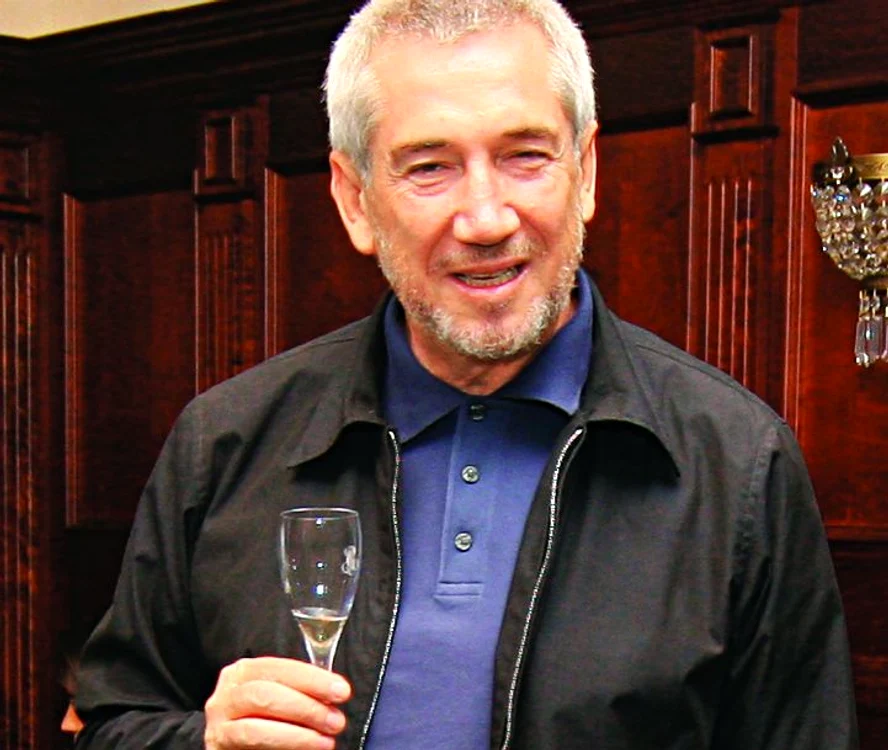 
    Dan Chişu  