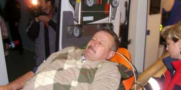 Pe 15 octombrie 2009, Paul Mustiaţă s-a împuşcat accidental la o partidă de vânătoare 