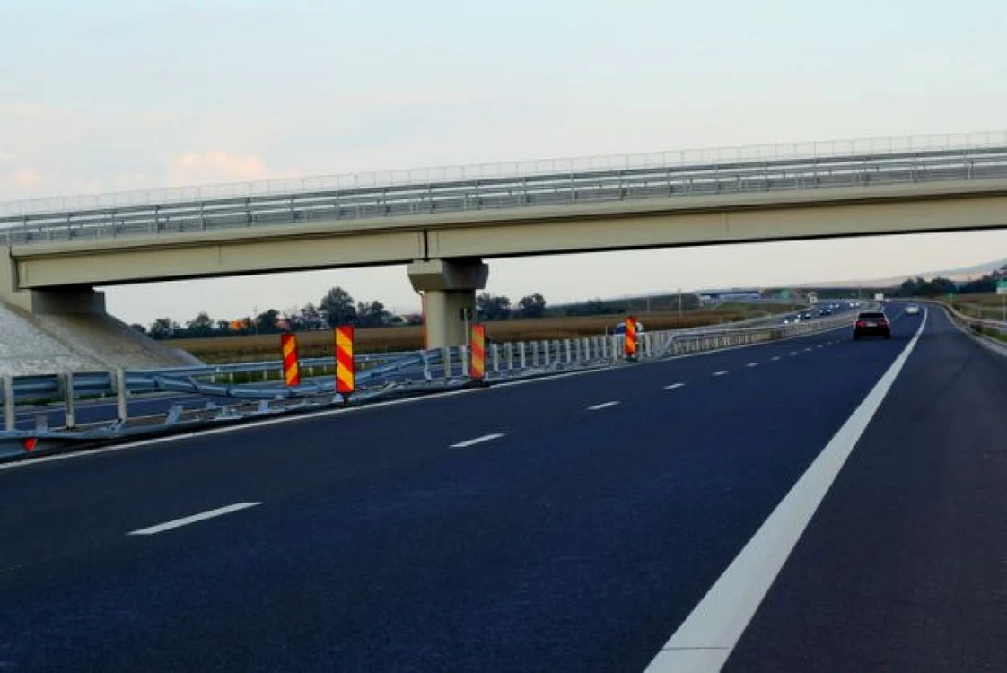 Accident pe autostrada Deva - Orăştie. FOTO: D.G. ARHIVĂ.