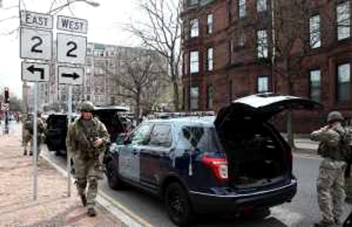 Trei explozii au zguduit oraşul Boston