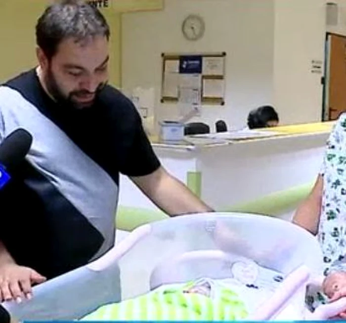 Florin Salam a rămas fără cuvinte când și-a văzut fetița pentru prima oară