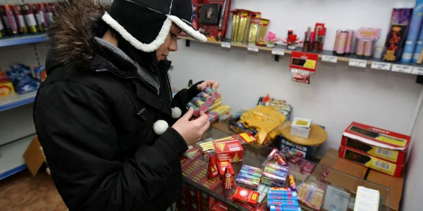 Produsele pirotehnice trebuie să aibă eticheta în limba română