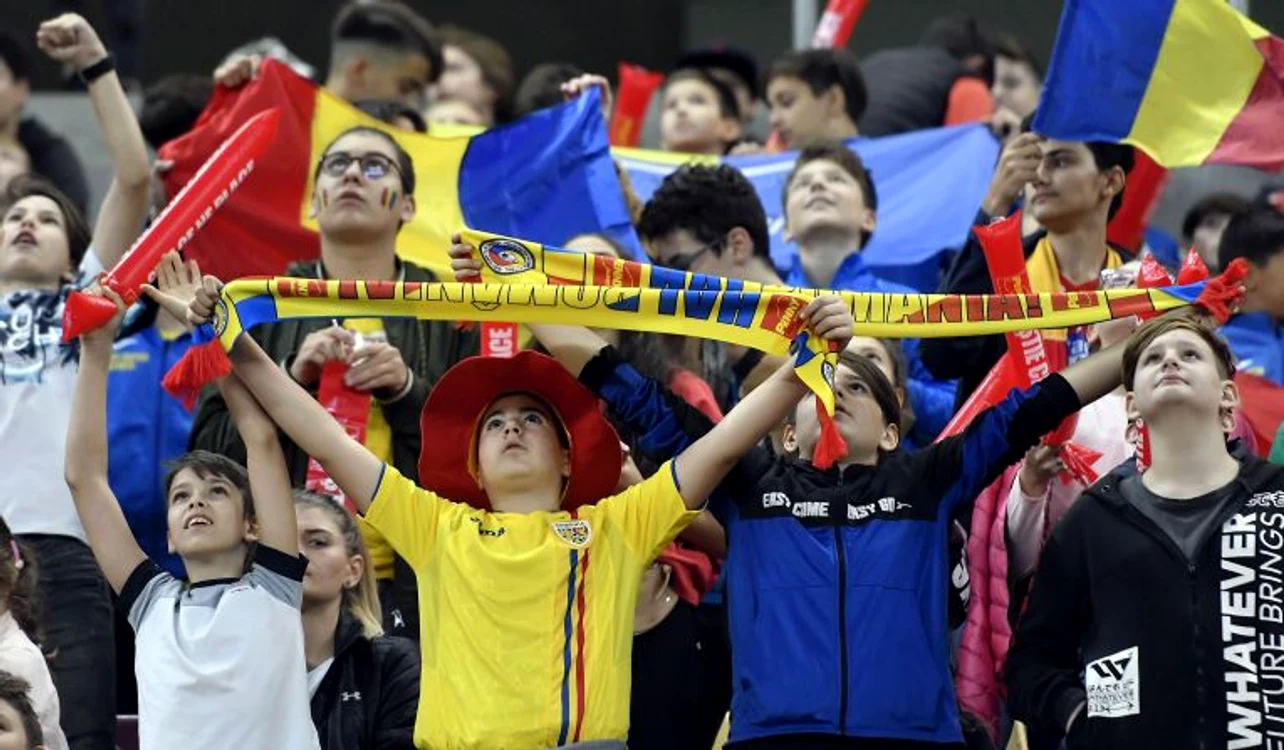 
    Copiii au făcut o atmosferă specială în tribune la România - NorvegiaFOTO: Sportpictures.eu  