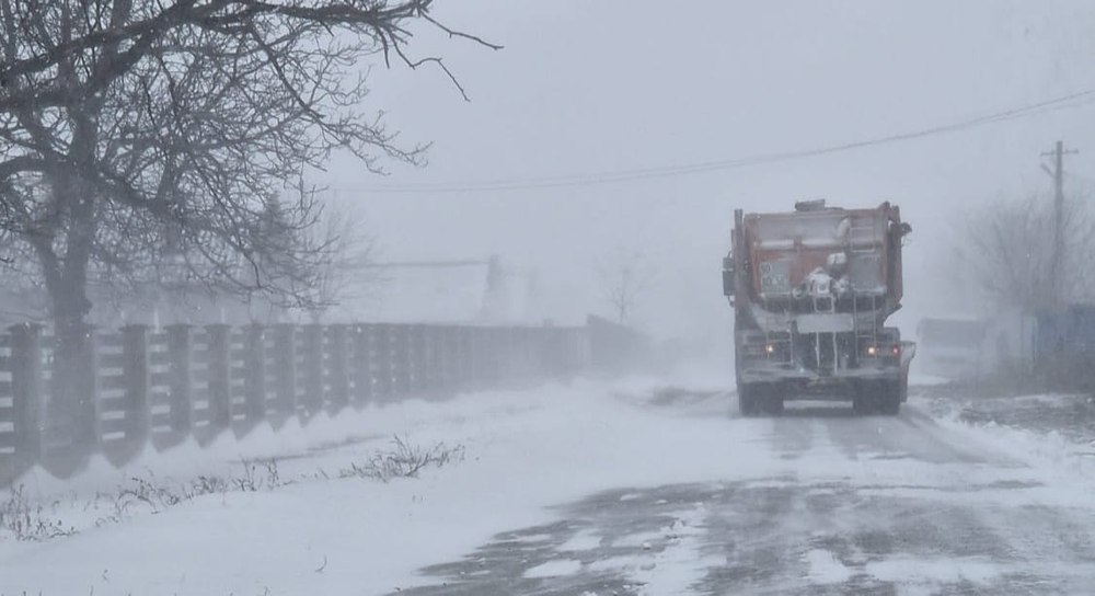 INFOTRAFIC Cum se circulă sâmbătă pe autostrăzi și drumuri naționale. Unde sunt restricții
