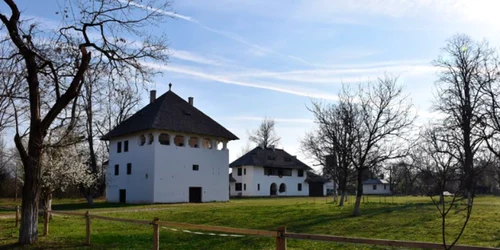 Cula Cornoiu din Curtişoara Gorj Sursa Facebook Castle Break