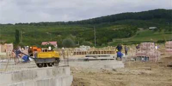 Tabăra Ocniţa, nepregătită  să primească evacuaţii