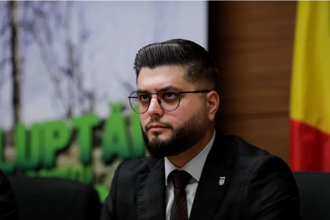 Adrian Marian Cocoș preia atribuțiile de primar la Primăria Sectorului 3. Foto: Inquam Photos/George