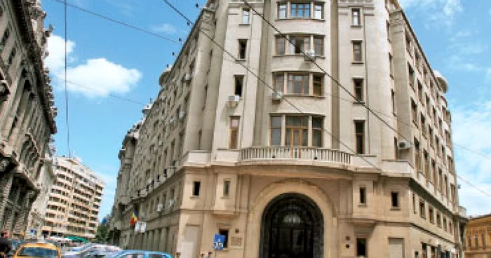 „Profesorii pirat“ de la „Spiru Haret“