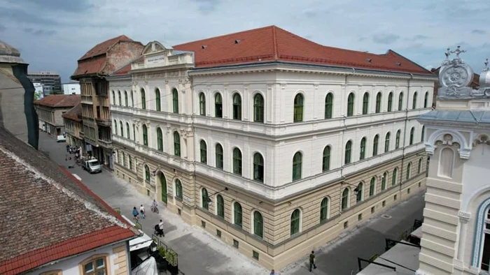 Clădirea liceului a fost construită între 1878-1879 FOTO Facebook/ Nikolaus Lenau Lyzeum