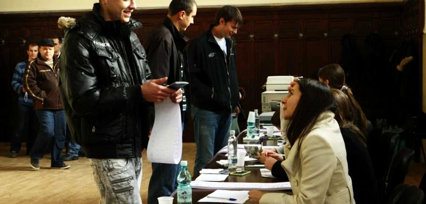Prezenţa la vot a fost de 7,36% la ora 10.00 Foto:Adevărul