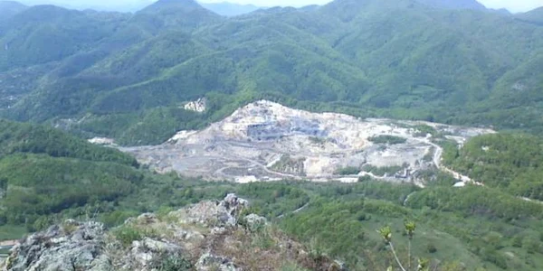 certeju de sus