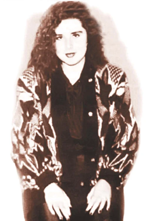 La 16 ani era dolofană