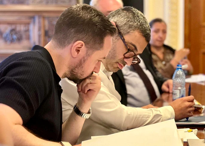 Florin Manole a ironizat programul de guvernare propus de Mureșan
