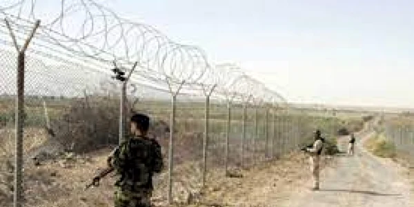 Militari azeri patruland la granita cu Azerbaidjan FOTO Asia Times