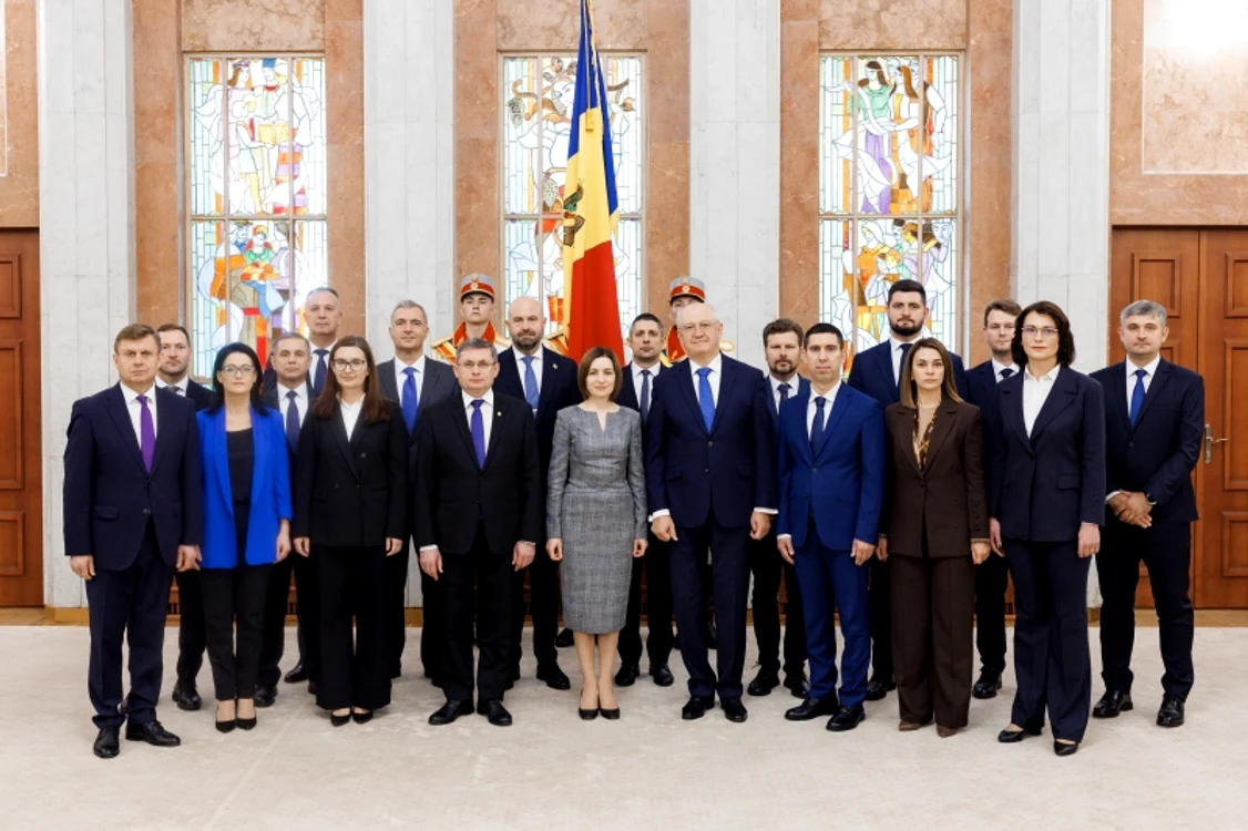 Cabinetul de miniștri condus de Alexandru Munteanu a depus jurământul. FOTO: Presedinte.md