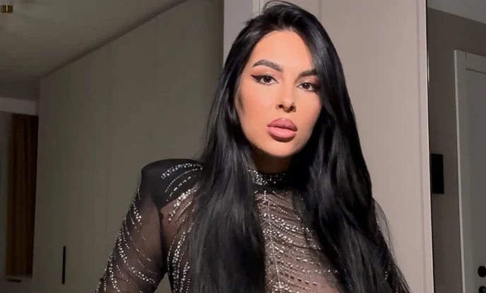 S-a împiedicat după divorț și a căzut în brațele ispitei de la Insula Iubirii. Bruneta i-a furat mințile fostului fotbalist de la FCSB