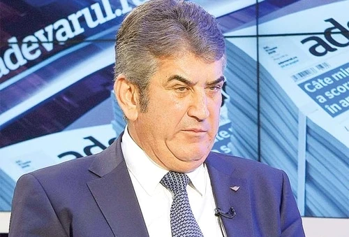 Gabriel Oprea a făcut, luni, declarații despre accident, după ce, duminică, președintele Klaus Iohannis i-a pus în vedere să facă acest lucruFoto: Adevarul