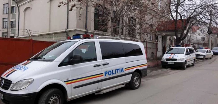 Poliţiştii au periat oraşul. FOTO: ARHIVĂ