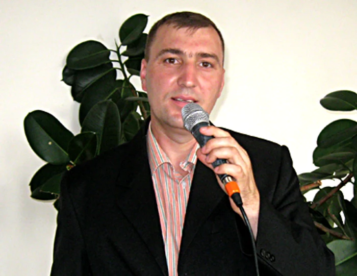 Hunedoara: PORTRET / Traian Manea, un duşman al playback-ului