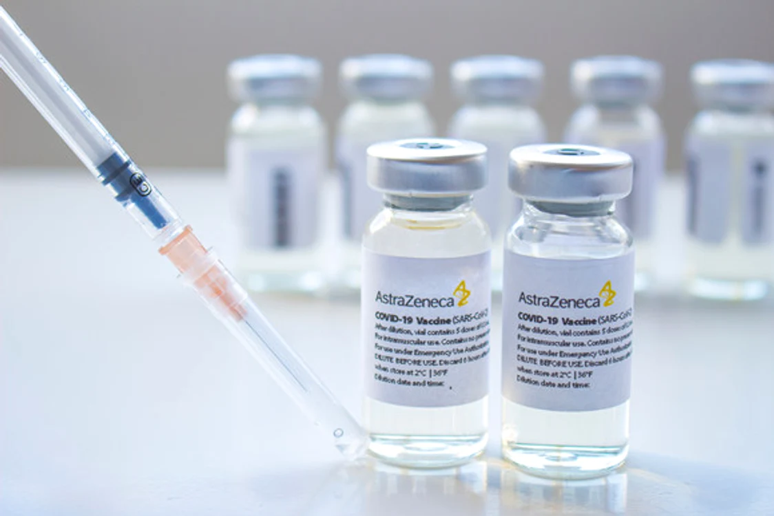
    Vaccinarea este singura modalitate eficientă de a pune capăt pandemiei de COVID-19   