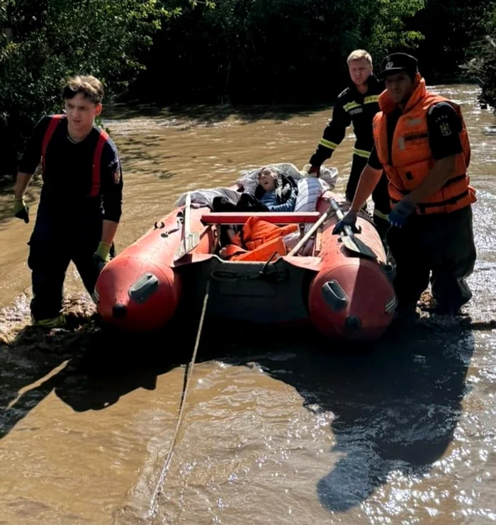 Județul Vaslui a fost în weekend sub cod roșu de inundații. FOTO ISU Vaslui