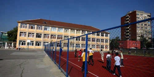 Şcoala nr. 19 îşi va deschide mâine porţile pentru prichindei