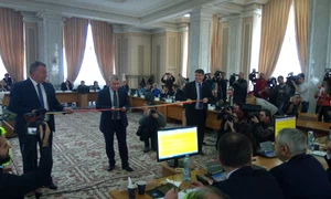 Pînă cînd? jpeg
