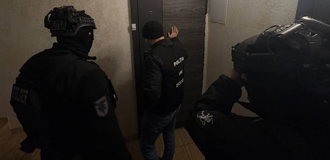 11 persoane care urmau să comită asasinate în Ucraina la comanda Kremlinului, încătușate cu ajutorul Republicii Moldova